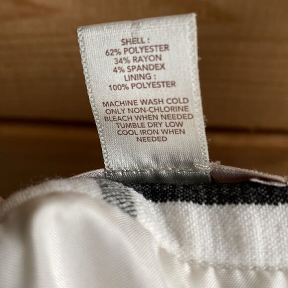 LOFT Outlet Skater Windowpane Skirt - Picture 6 of 7